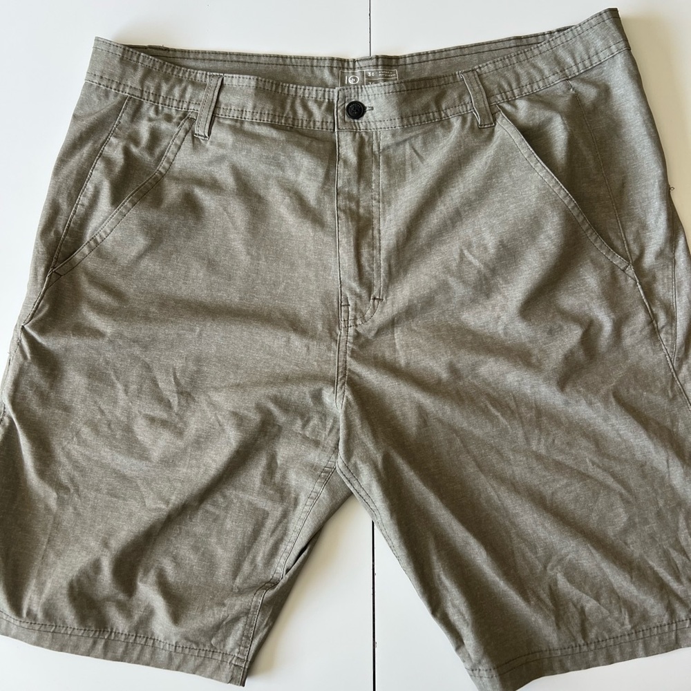 Ten Tree Men's Casual light olive Shorts